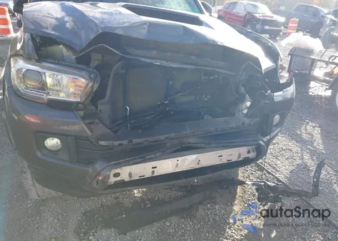 2017 Toyota Tacoma Trd Sport z USA, uszkodzony, nr VIN 3TMCZ5AN6HM071965